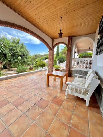 Chalet de 3 habitaciones en Benajarafe, Vélez-Málaga en venta - 740.000 € (Ref: 10076736)