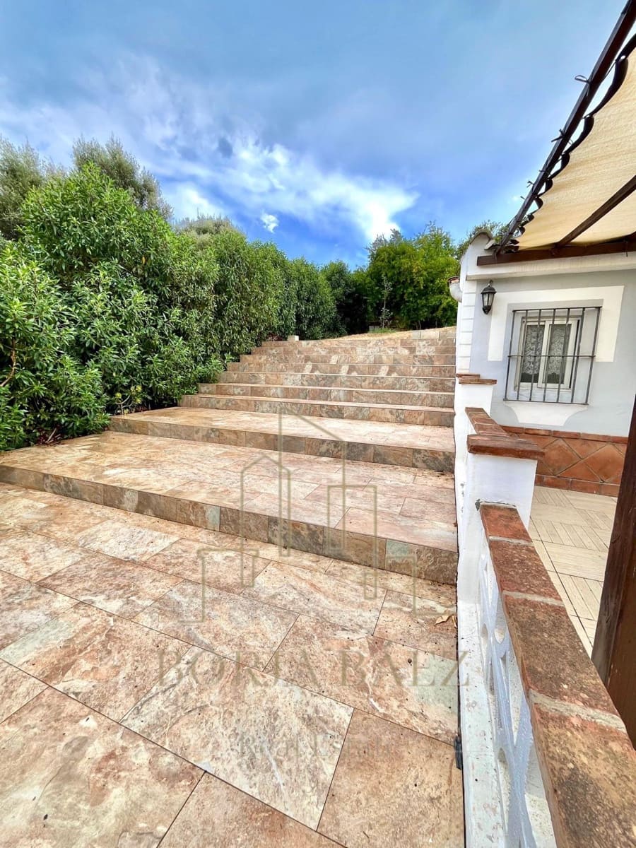 Chalet de 3 habitaciones en Benajarafe en venta - 740.000 € (Ref: 10076736)