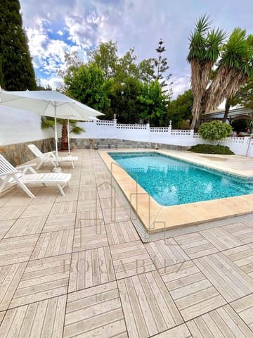 Chalet de 3 habitaciones en Benajarafe, Vélez-Málaga en venta - 740.000 € (Ref: 10076736)