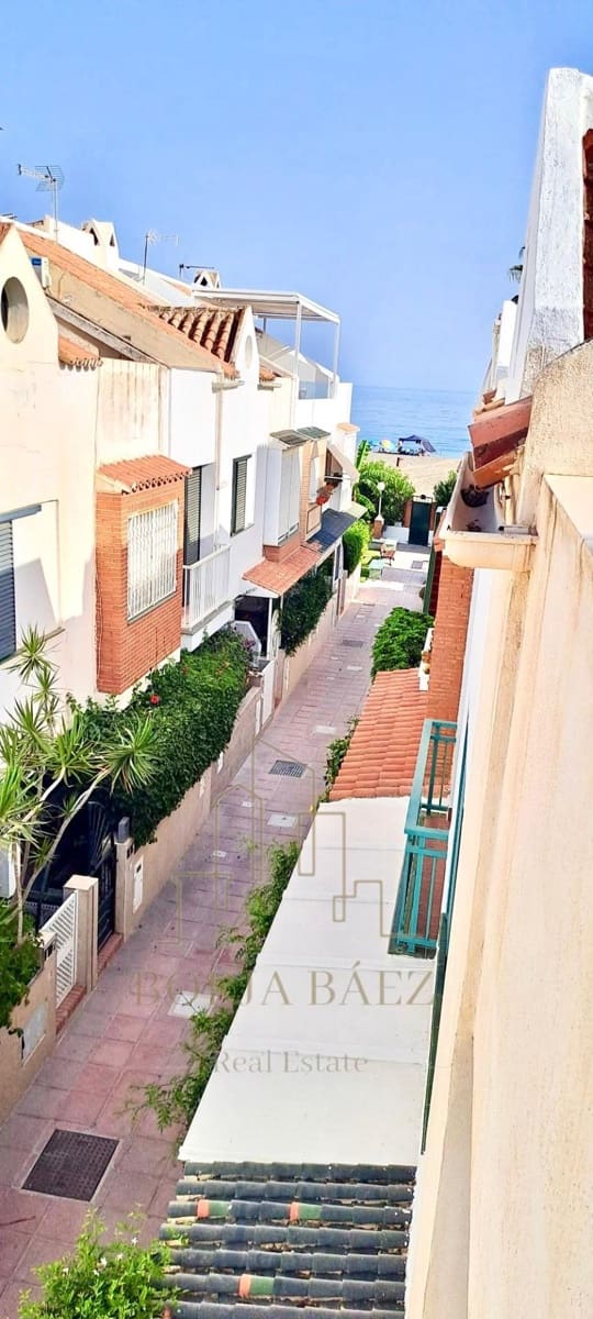 3 quarto Moradia Geminada para venda em Benajarafe - 448 000 € (Ref: 10076745)