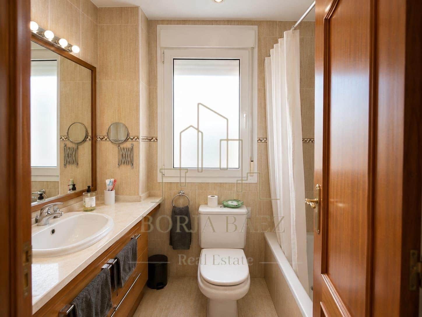 Piso de 3 habitaciones en Rincón de la Victoria en venta - 438.000 € (Ref: 10076746)