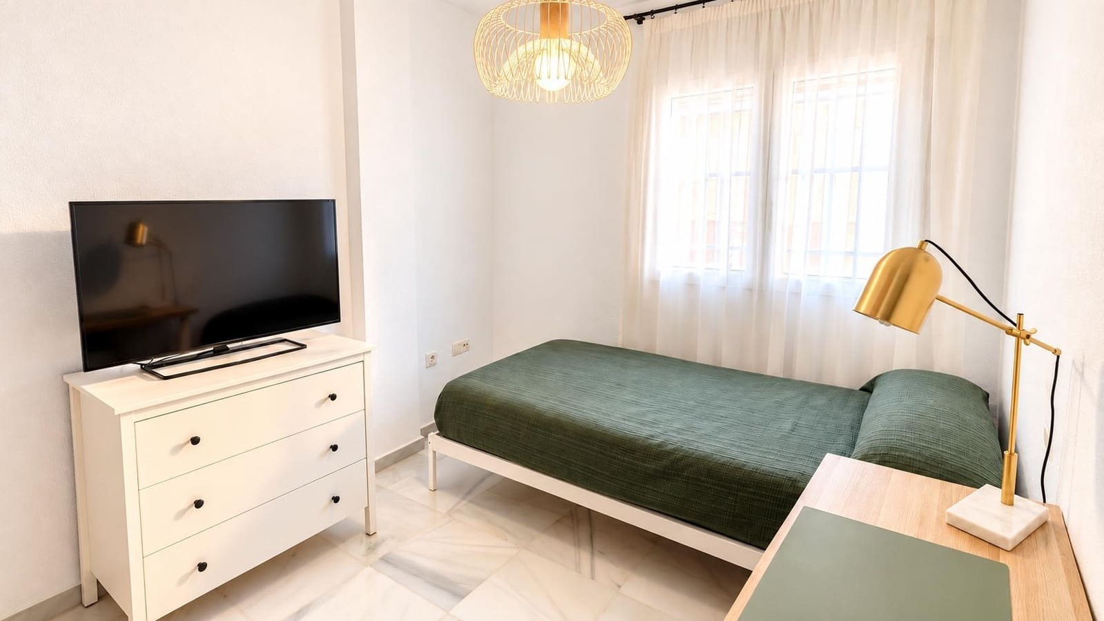 3 bedroom Flat for sale in Rincon de la Victoria with pool garage - € 438,000 (Ref: 10076746)