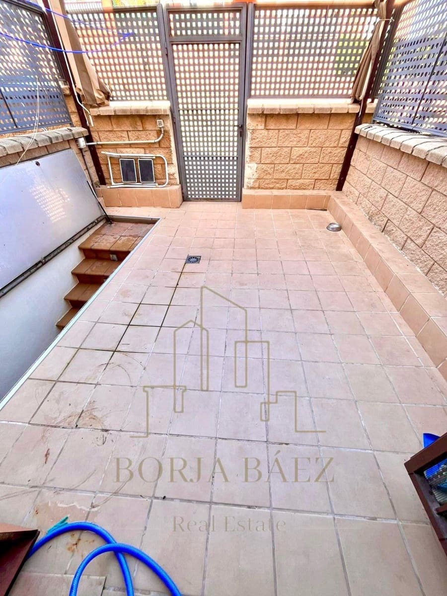 3 makuuhuone Rivitalo myytävänä paikassa Valle Niza - 299 900 € (Ref: 10076753)
