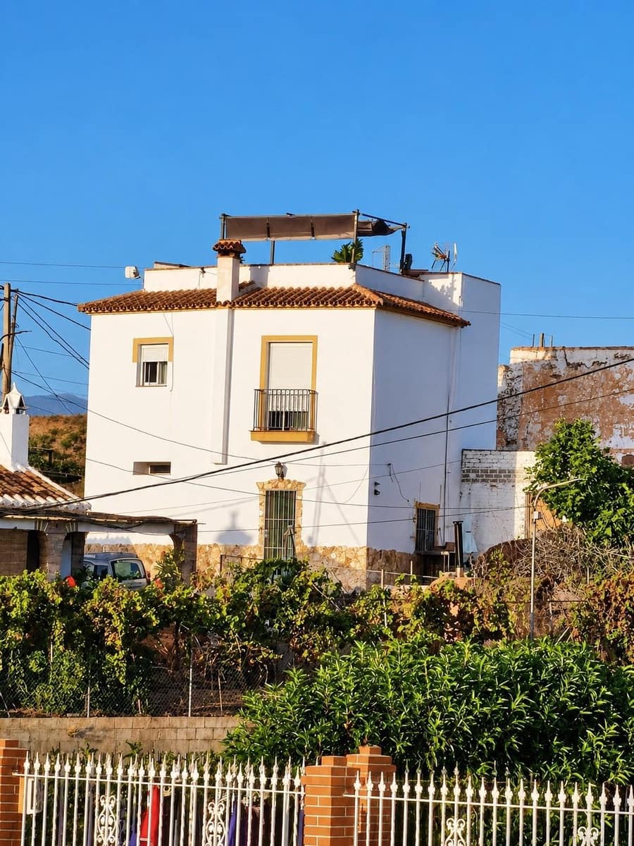 2 bedroom Villa for sale in Almayate - € 314,900 (Ref: 10131801)