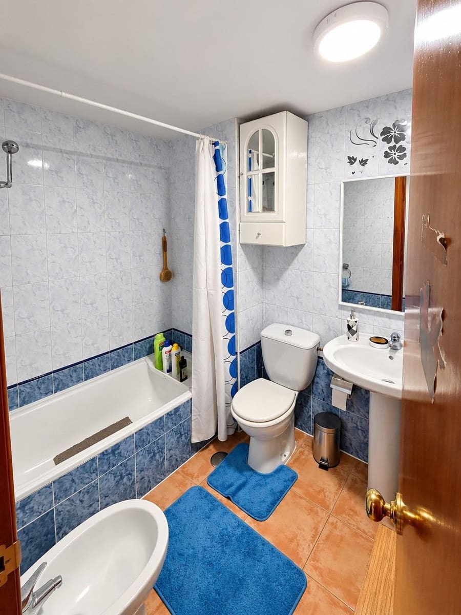 3 bedroom Flat for sale in Velez-Malaga with pool garage - € 314,900 (Ref: 10139868)