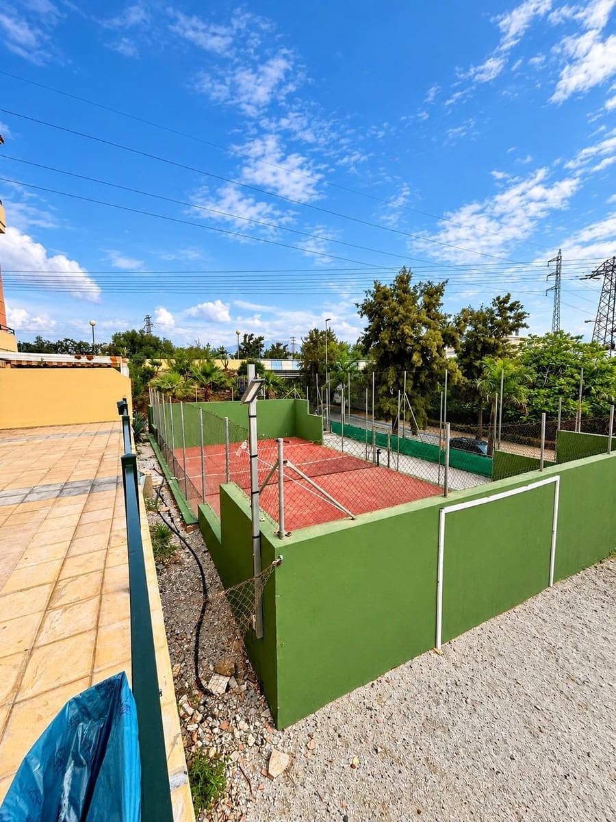 3 bedroom Flat for sale in Velez-Malaga with pool garage - € 314,900 (Ref: 10139868)