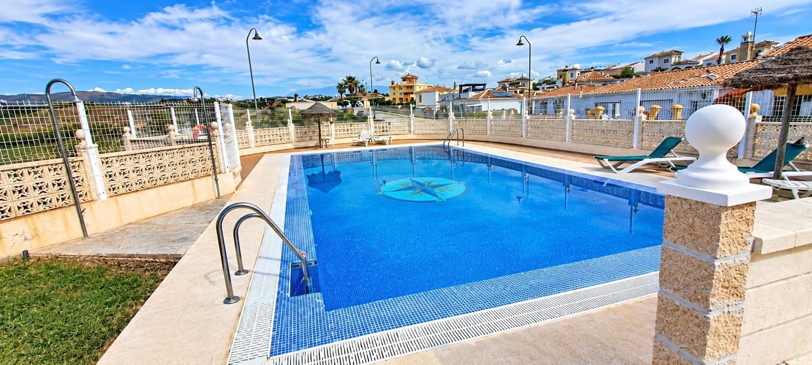3 bedroom Semi-detached Villa for sale in Almayate - € 365,000 (Ref: 10148913)