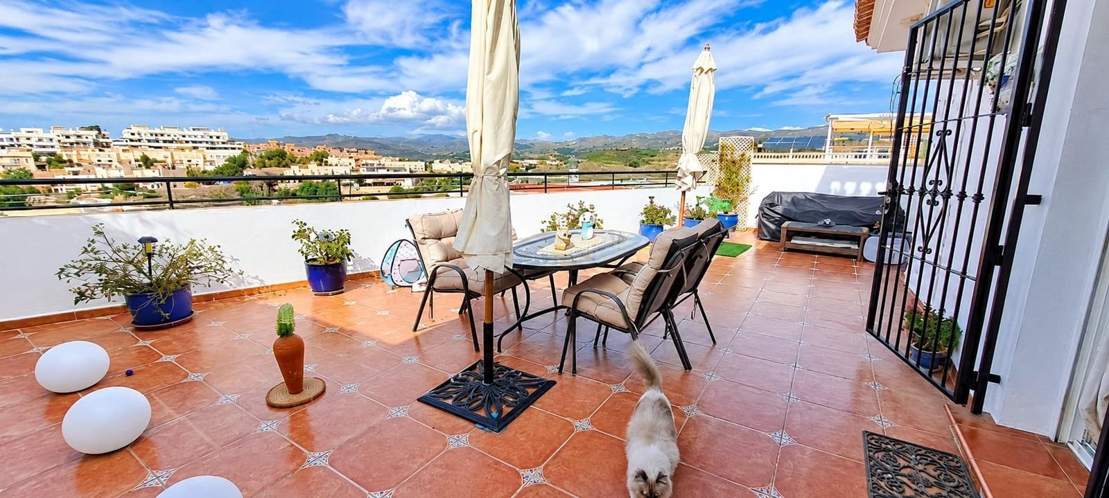3 bedroom Semi-detached Villa for sale in Almayate - € 365,000 (Ref: 10148913)
