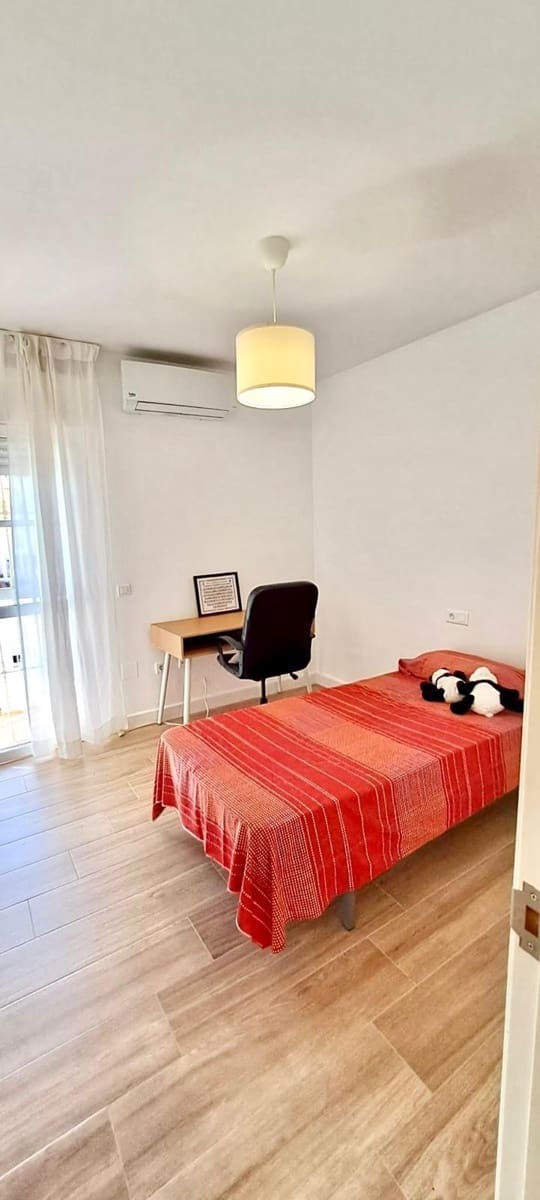 3 soverom Rekkehus til salgs i Chilches med svømmebasseng garasje - € 419 000 (Ref: 10171892)