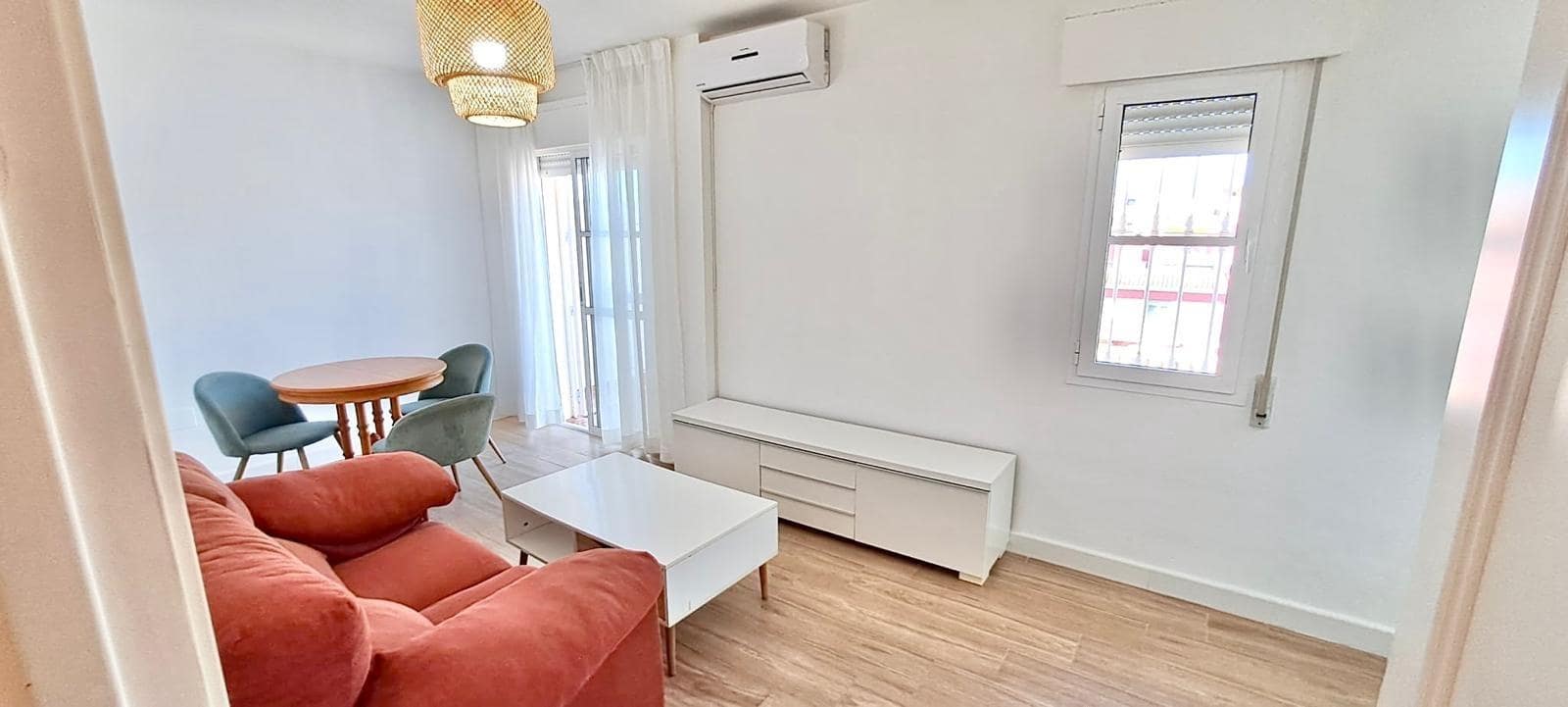 3 soverom Rekkehus til salgs i Chilches med svømmebasseng garasje - € 419 000 (Ref: 10171892)