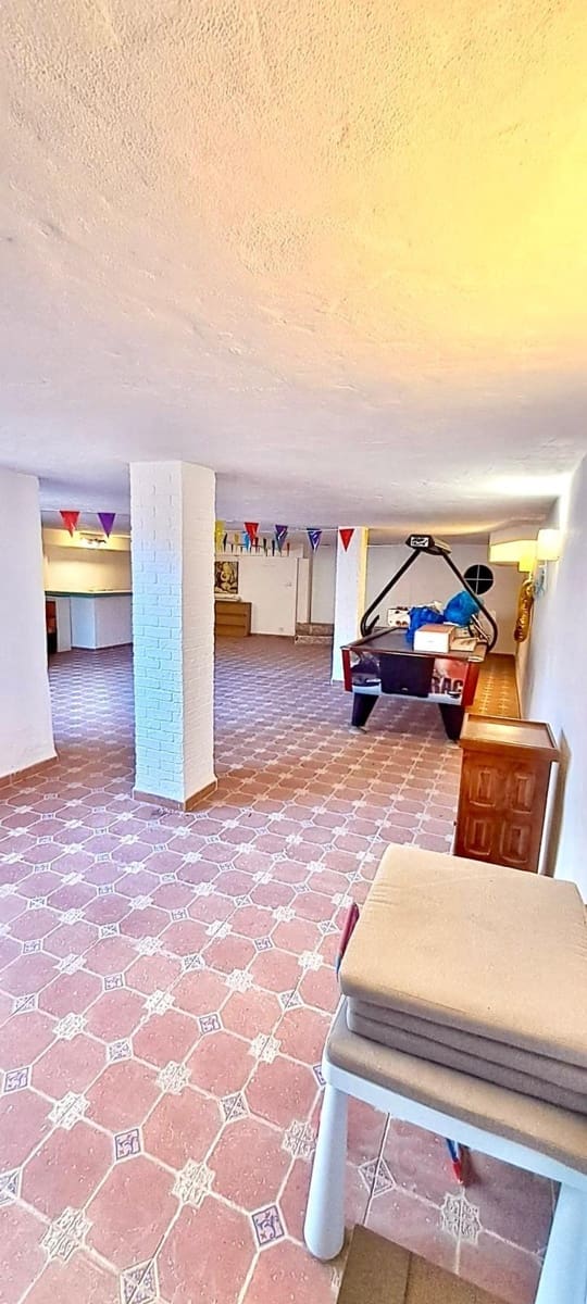 3 soverom Rekkehus til salgs i Chilches med svømmebasseng garasje - € 419 000 (Ref: 10171892)