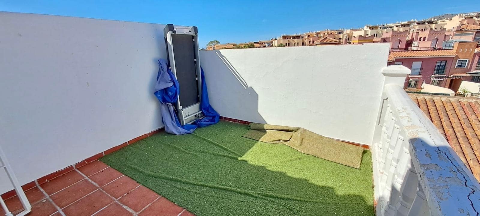 3 soverom Rekkehus til salgs i Chilches med svømmebasseng garasje - € 419 000 (Ref: 10171892)