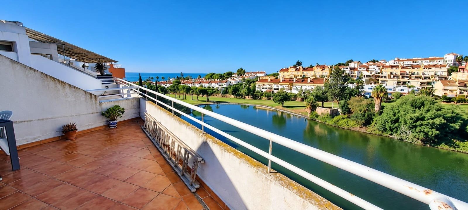4 sypialnia Dom szeregowy na sprzedaż w Rincon de la Victoria z basenem garażem - 499 000 € (Ref: 10177368)