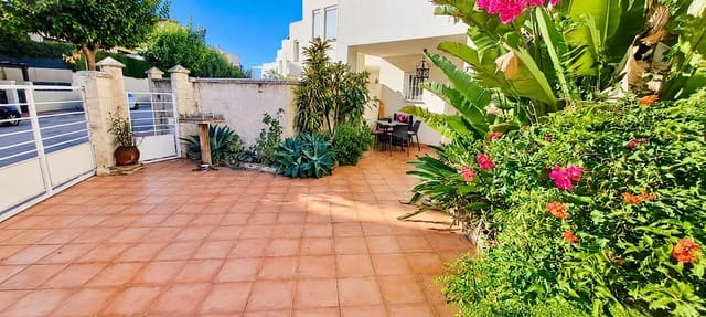 4 slaapkamer Rijtjeshuis te koop in Rincón de la Victoria met zwembad garage - € 499.000 (Ref: 10177368)