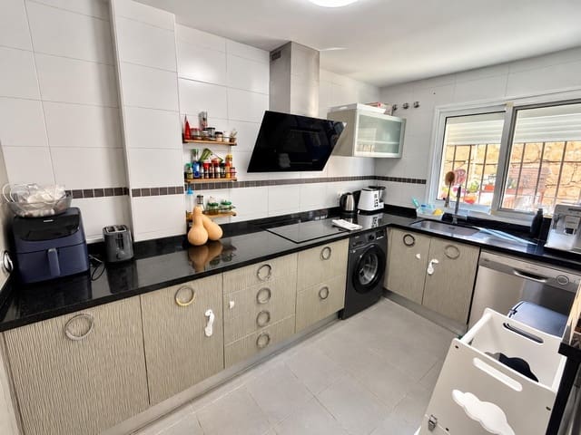3 bedroom Terraced Villa for sale in Vélez-Málaga with pool garage - € 335,000 (Ref: 10183066)