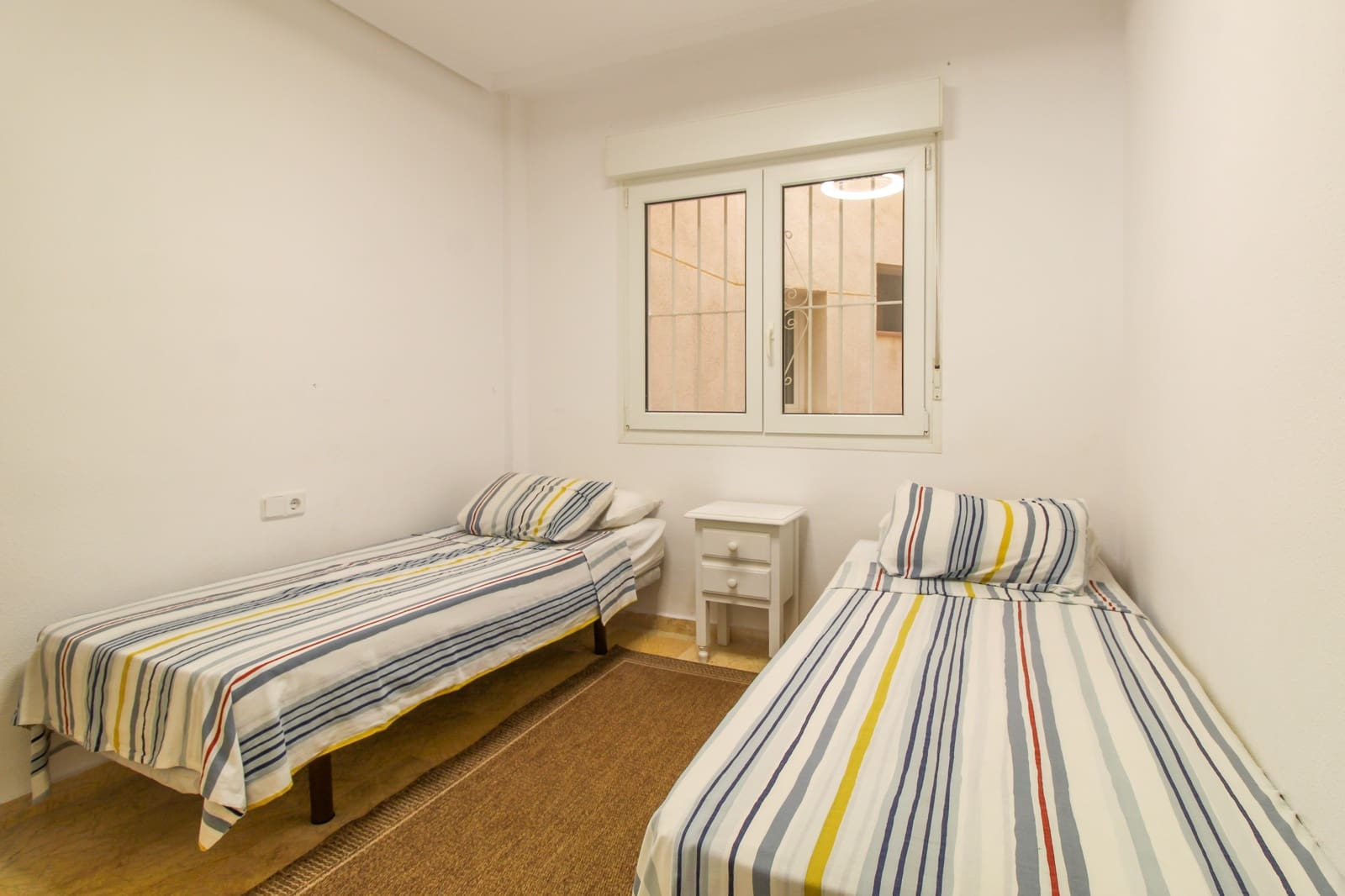 2 soveværelse Lejlighed til salg i Cabo Roig med swimmingpool garage - € 230.000 (Ref: 10086952)