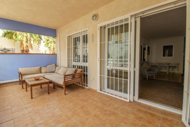 2 slaapkamer Appartement te koop in Cabo Roig, Orihuela met zwembad garage - € 230.000 (Ref: 10086952)