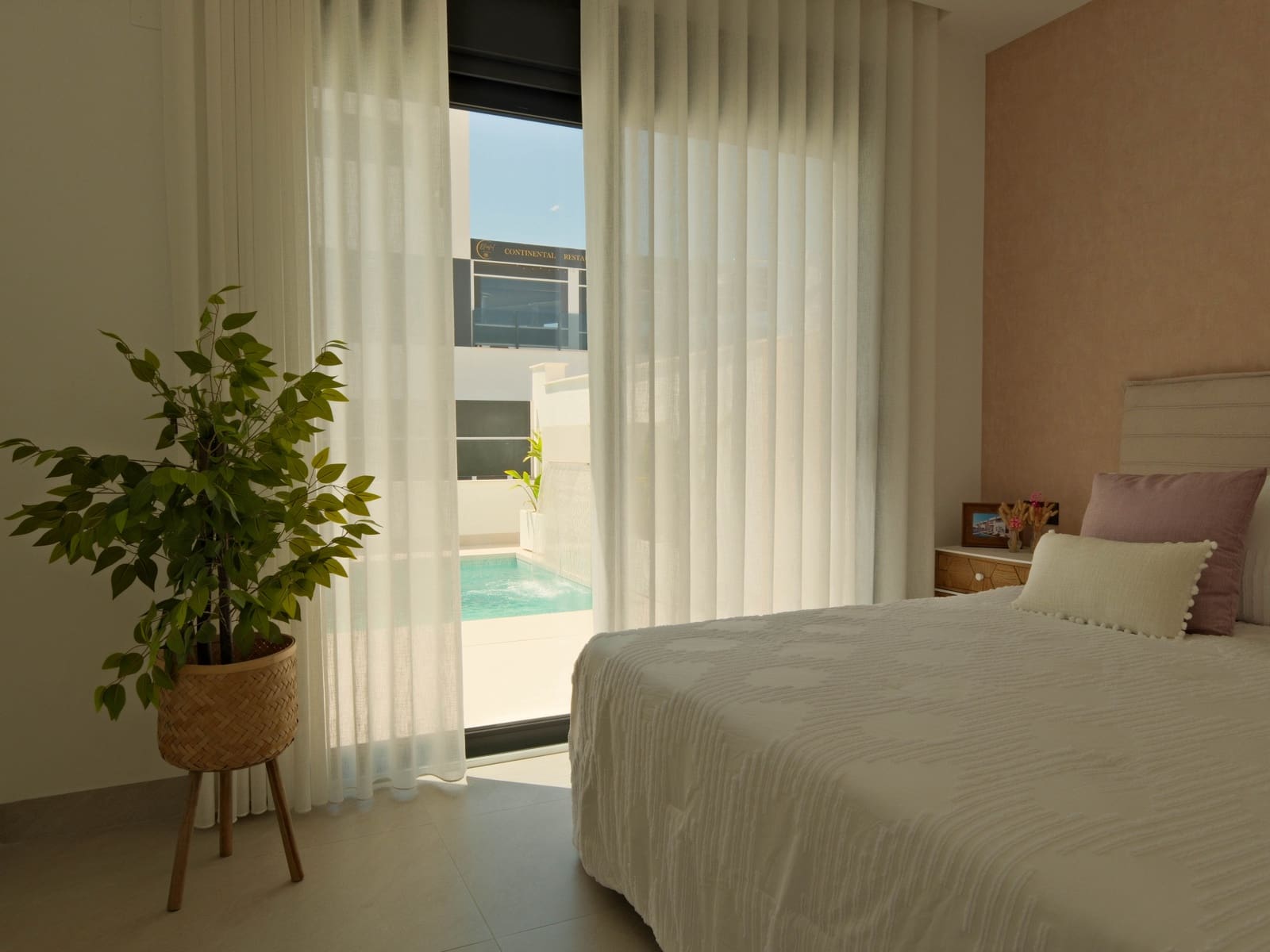 3 bedroom Villa for sale in Benijofar with pool garage - € 465,000 (Ref: 10127283)