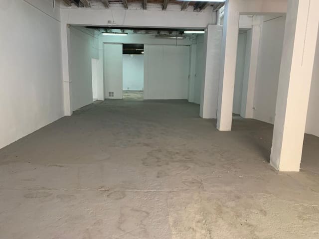 Kaupallinen myytävänä paikassa El Puerto, Dénia - 260 000 € (Ref: 10067005)