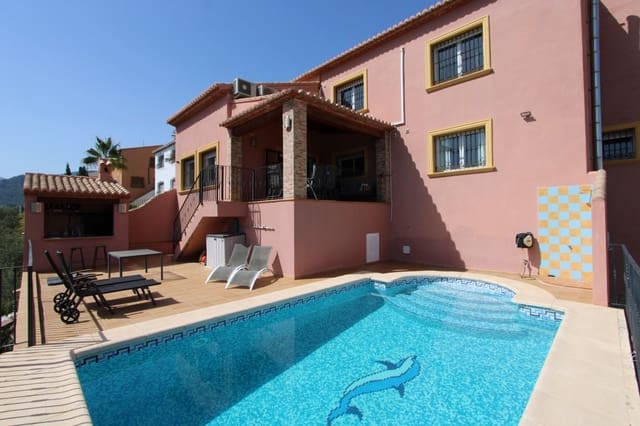 Chalet de 5 habitaciones en Orba en venta con piscina garaje - 499.000 € (Ref: 10067011)
