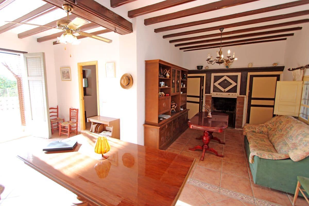 4 bedroom Villa for sale in Ondara with garage - € 525,000 (Ref: 10067014)
