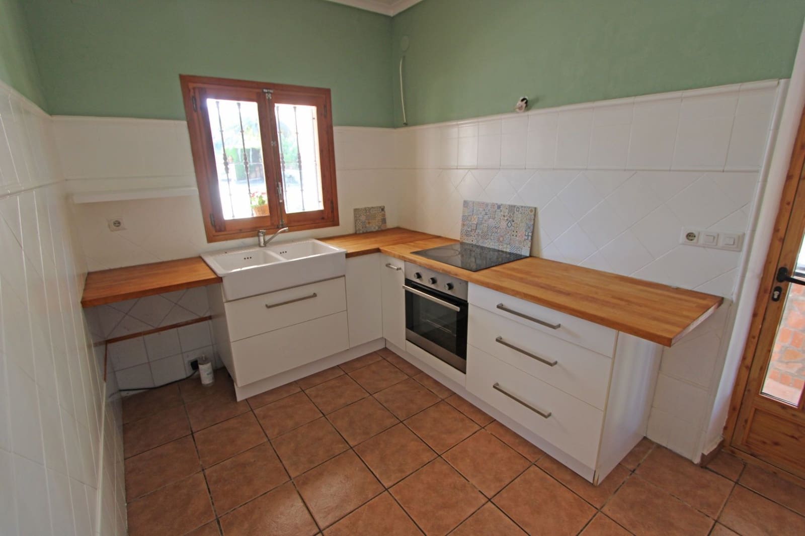 Chalet de 5 habitaciones en Orba en venta con piscina garaje - 690.000 € (Ref: 10067024)