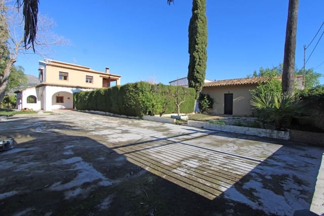 5 quarto Moradia para venda em Orba com piscina garagem - 690 000 € (Ref: 10067024)