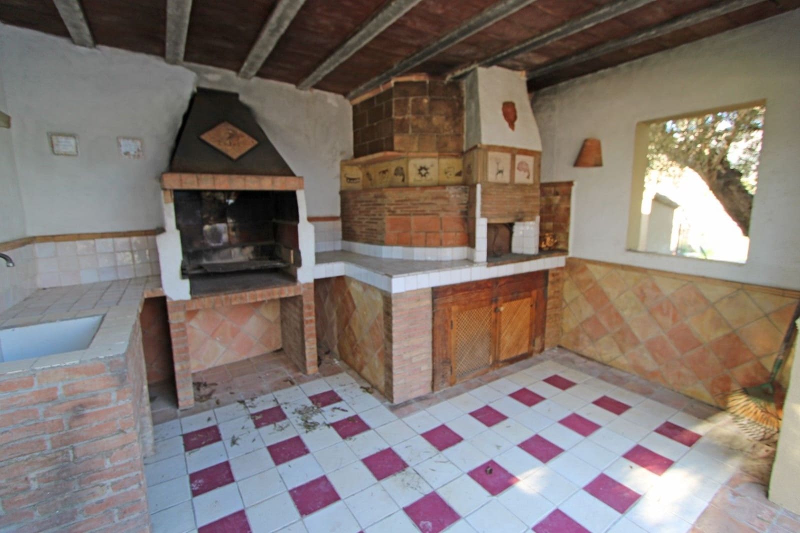 Chalet de 5 habitaciones en Orba en venta con piscina garaje - 690.000 € (Ref: 10067024)