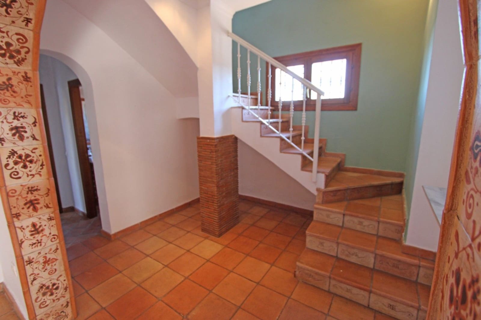 Chalet de 5 habitaciones en Orba en venta con piscina garaje - 690.000 € (Ref: 10067024)