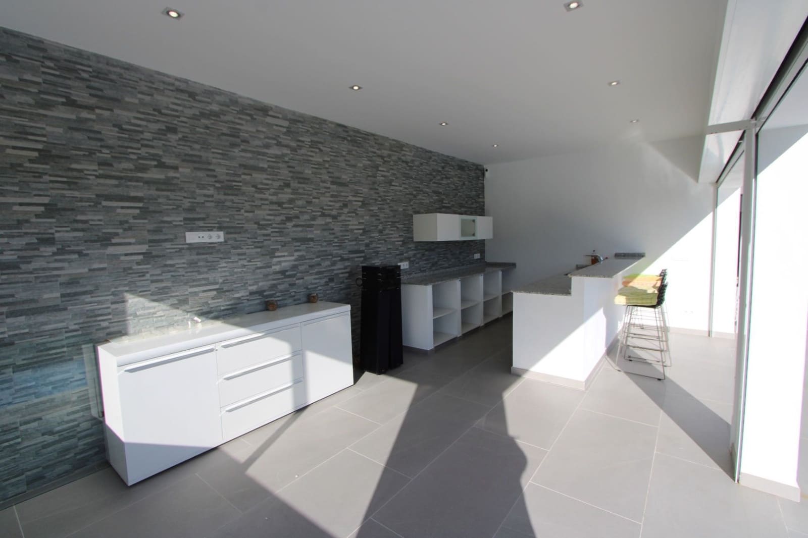 3 slaapkamer Villa te koop in Orba met garage - € 1.400.000 (Ref: 10067025)