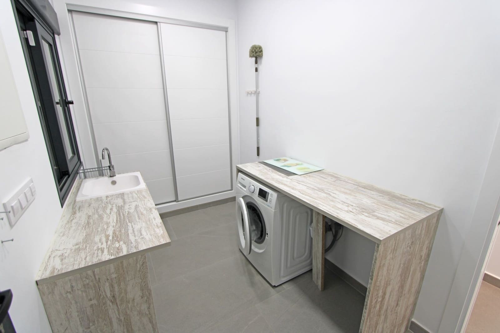 3 slaapkamer Villa te koop in Orba met garage - € 1.400.000 (Ref: 10067025)