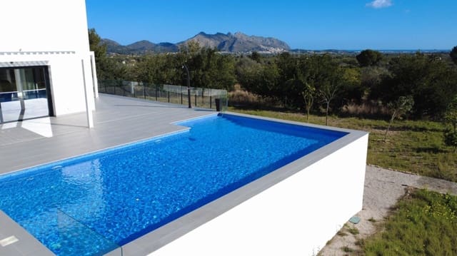 Chalet de 3 habitaciones en Orba en venta con garaje - 1.400.000 € (Ref: 10067025)