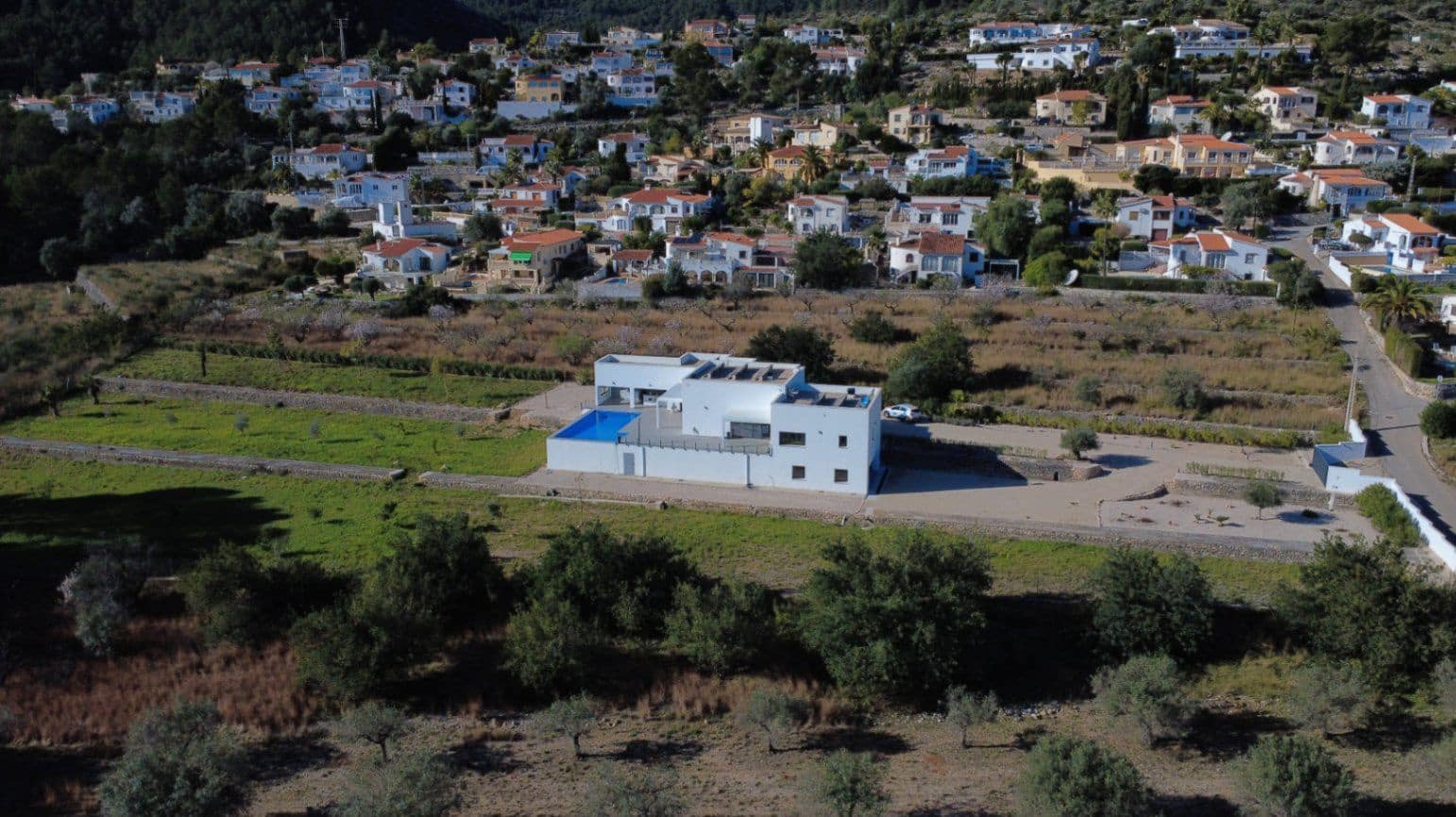 3 slaapkamer Villa te koop in Orba met garage - € 1.400.000 (Ref: 10067025)