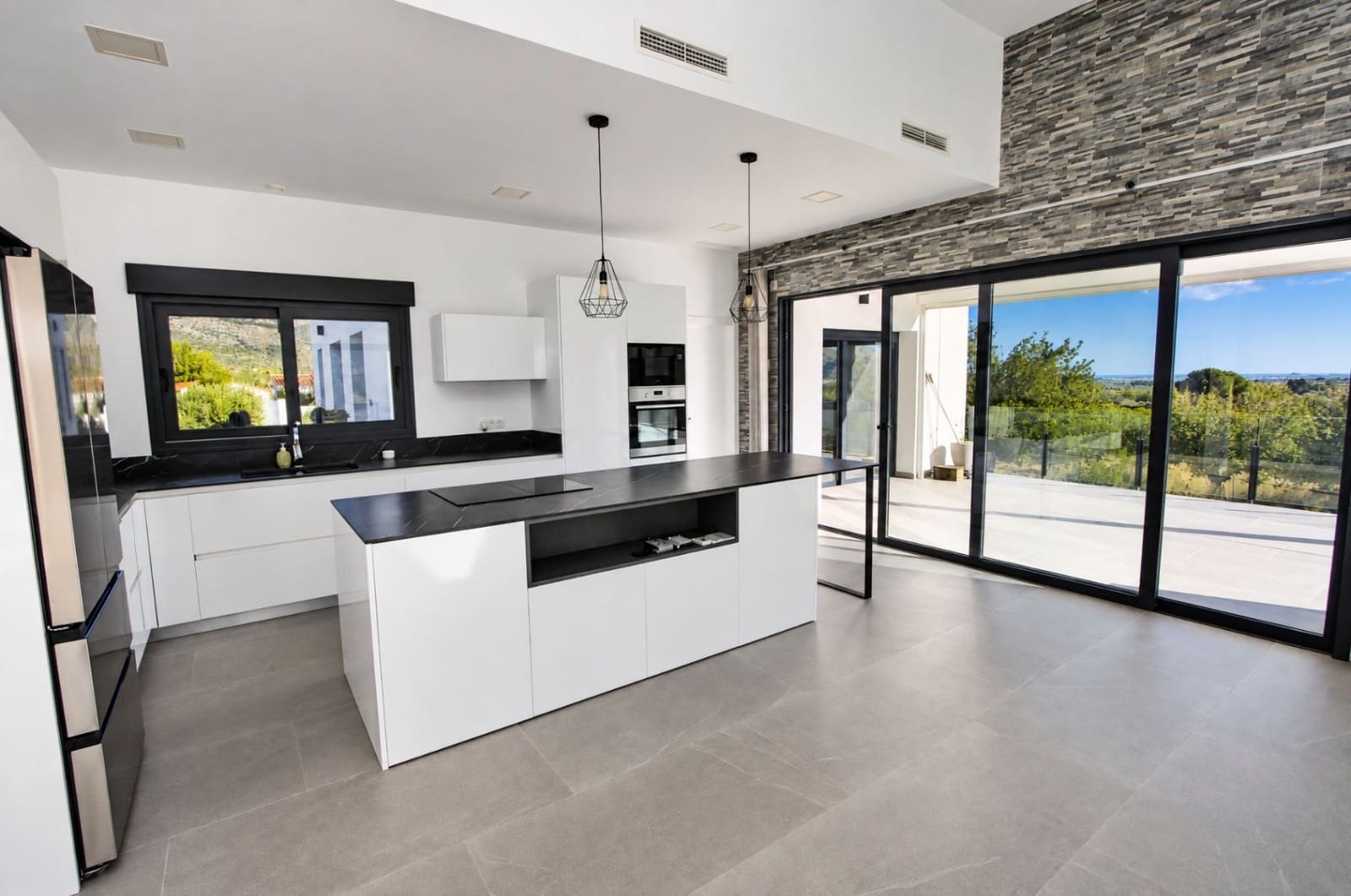 3 bedroom Villa for sale in Orba with garage - € 1,400,000 (Ref: 10067025)