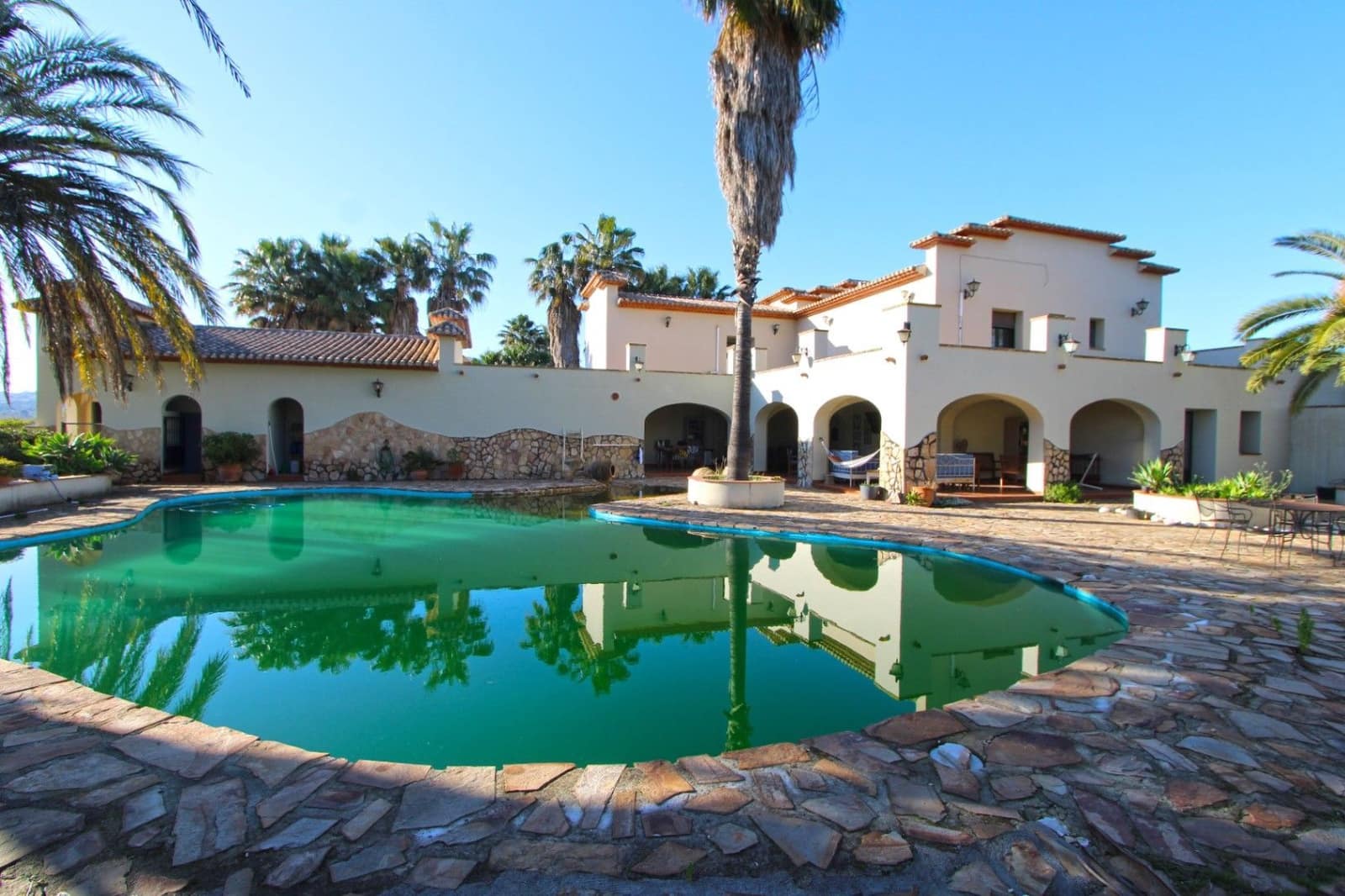 7 bedroom Villa for sale in Ondara with pool garage - € 1,419,000 (Ref: 10067028)