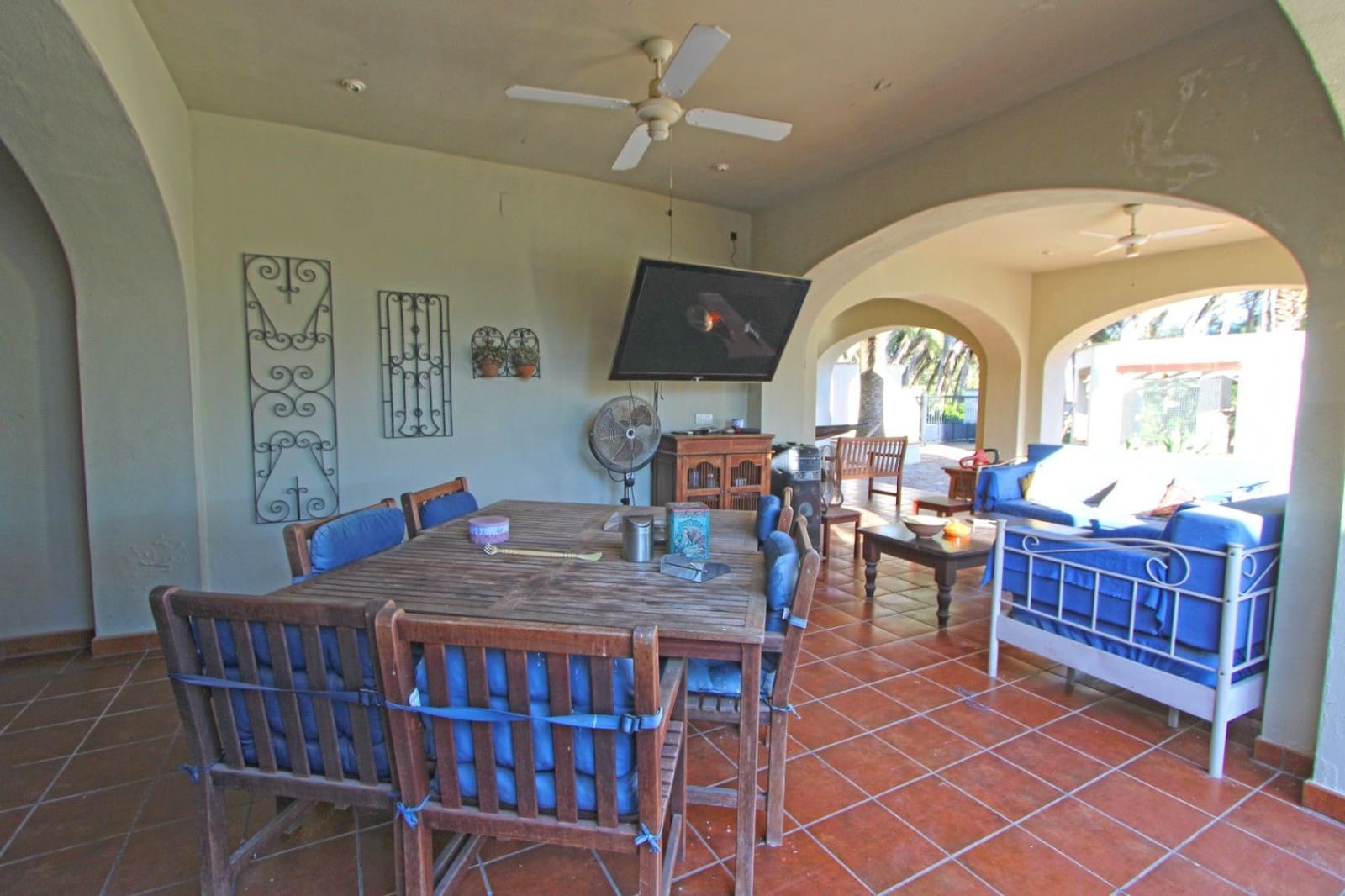 7 bedroom Villa for sale in Ondara with pool garage - € 1,419,000 (Ref: 10067028)