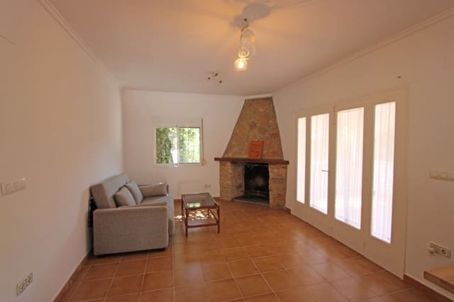 Chalet de 2 habitaciones en Orba en venta con piscina garaje - 340.000 € (Ref: 10067029)