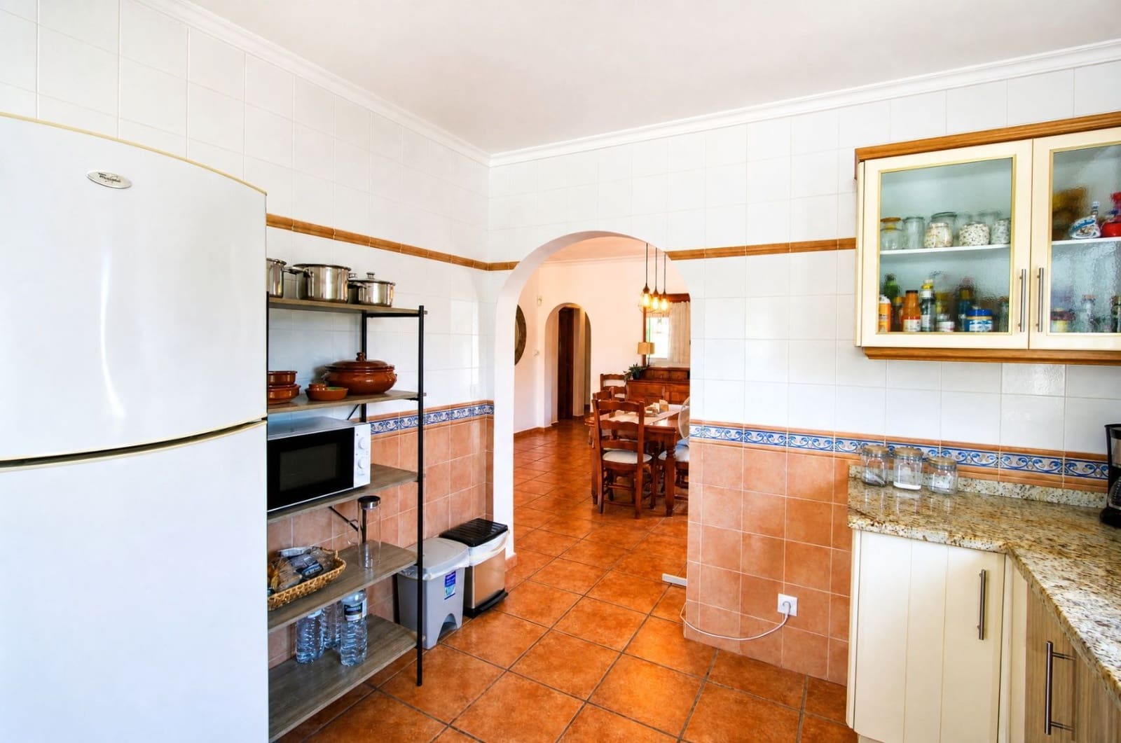 Chalet de 4 habitaciones en Orba en venta con piscina garaje - 525.000 € (Ref: 10067035)