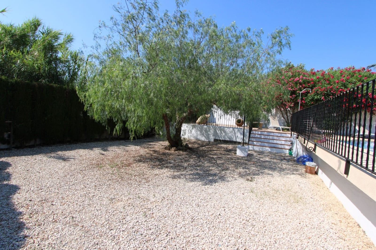 Chalet de 4 habitaciones en Orba en venta con piscina garaje - 525.000 € (Ref: 10067035)