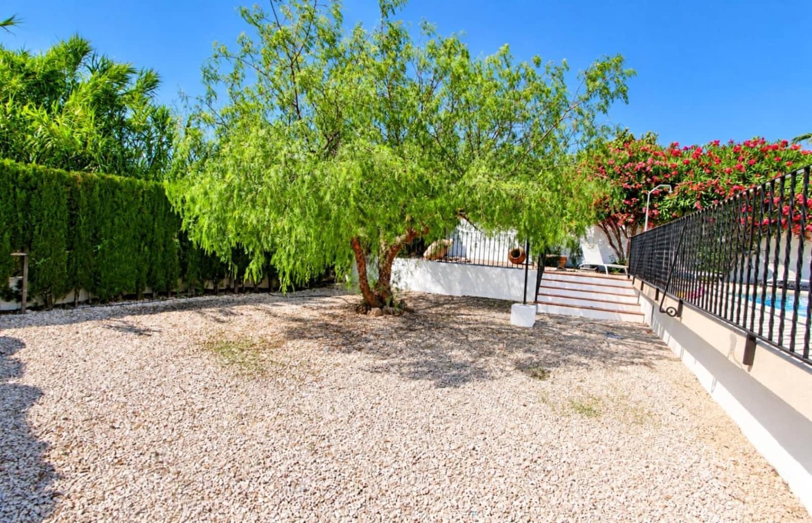 4 bedroom Villa for sale in Orba with pool garage - € 525,000 (Ref: 10067035)