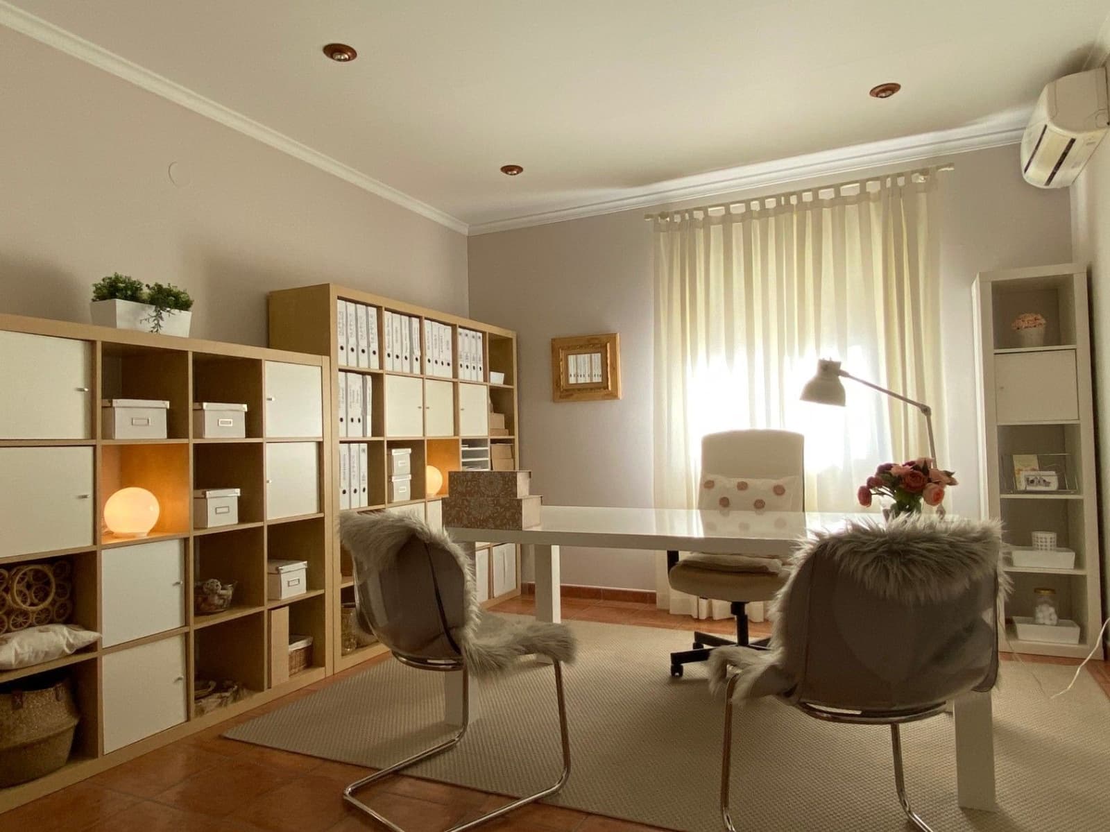 6 sypialnia Willa na sprzedaż w Orba z basenem garażem - 890 000 € (Ref: 10067038)
