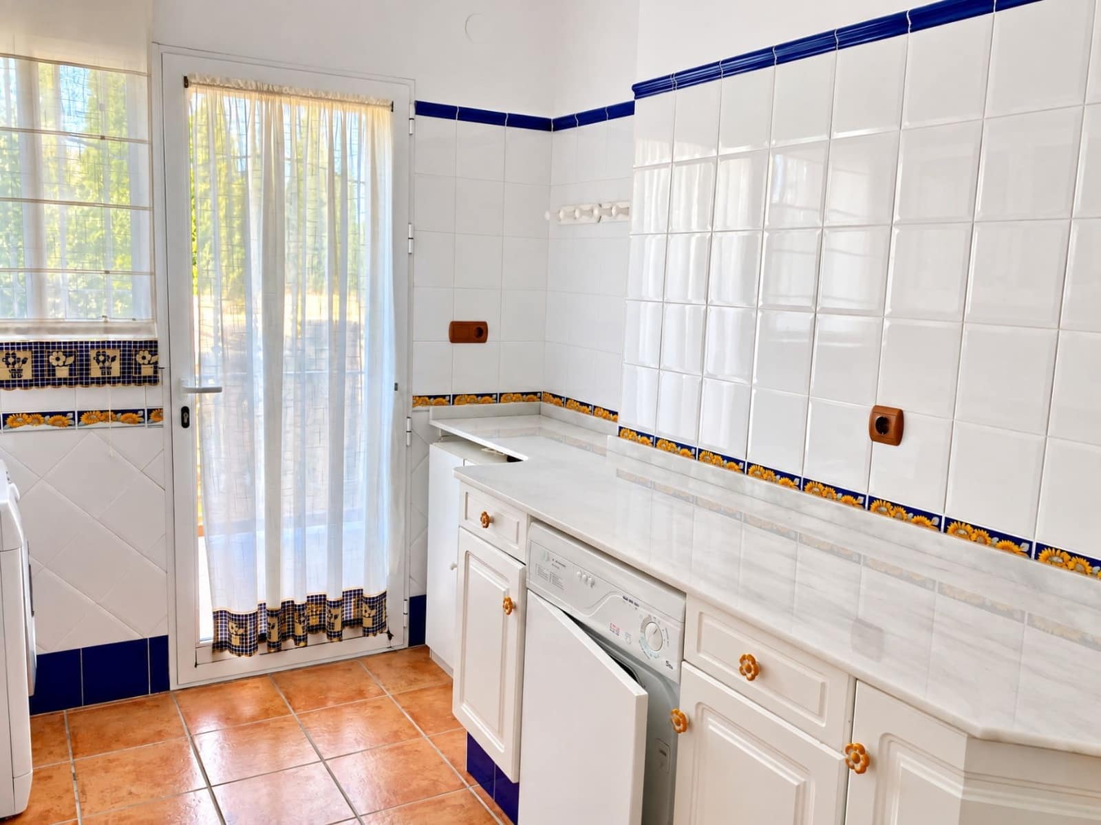 6 bedroom Villa for sale in Orba with pool garage - € 890,000 (Ref: 10067038)
