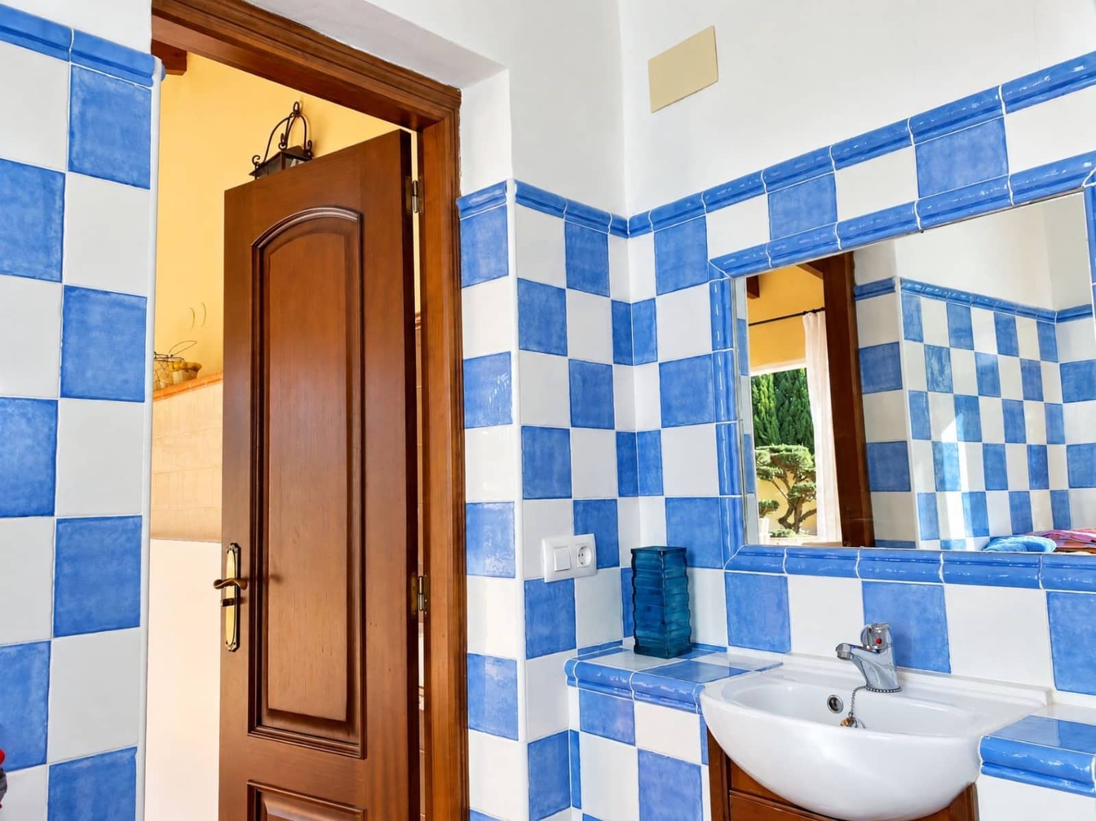 6 bedroom Villa for sale in Orba with pool garage - € 890,000 (Ref: 10067038)