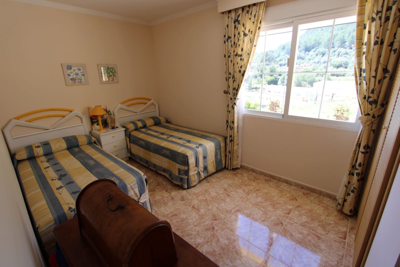 5 soveværelse Villa til salg i Orba med swimmingpool garage - € 450.000 (Ref: 10067041)
