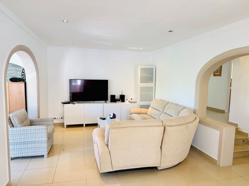 3 chambre Villa/Maison à vendre à Javea / Xabia avec piscine garage - 850 000 € (Ref: 10080368)