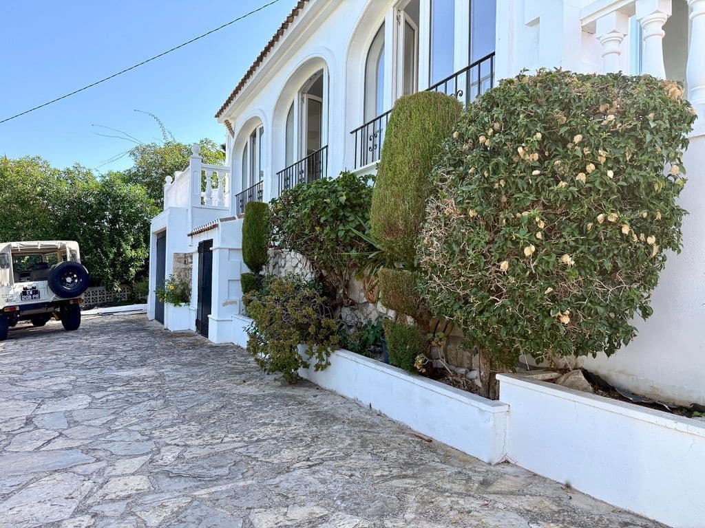 3 chambre Villa/Maison à vendre à Javea / Xabia avec piscine garage - 850 000 € (Ref: 10080368)