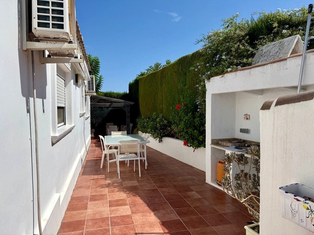 3 chambre Villa/Maison à vendre à Javea / Xabia avec piscine garage - 850 000 € (Ref: 10080368)