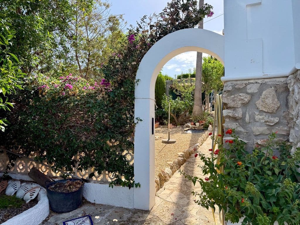 3 chambre Villa/Maison à vendre à Javea / Xabia avec piscine garage - 850 000 € (Ref: 10080368)