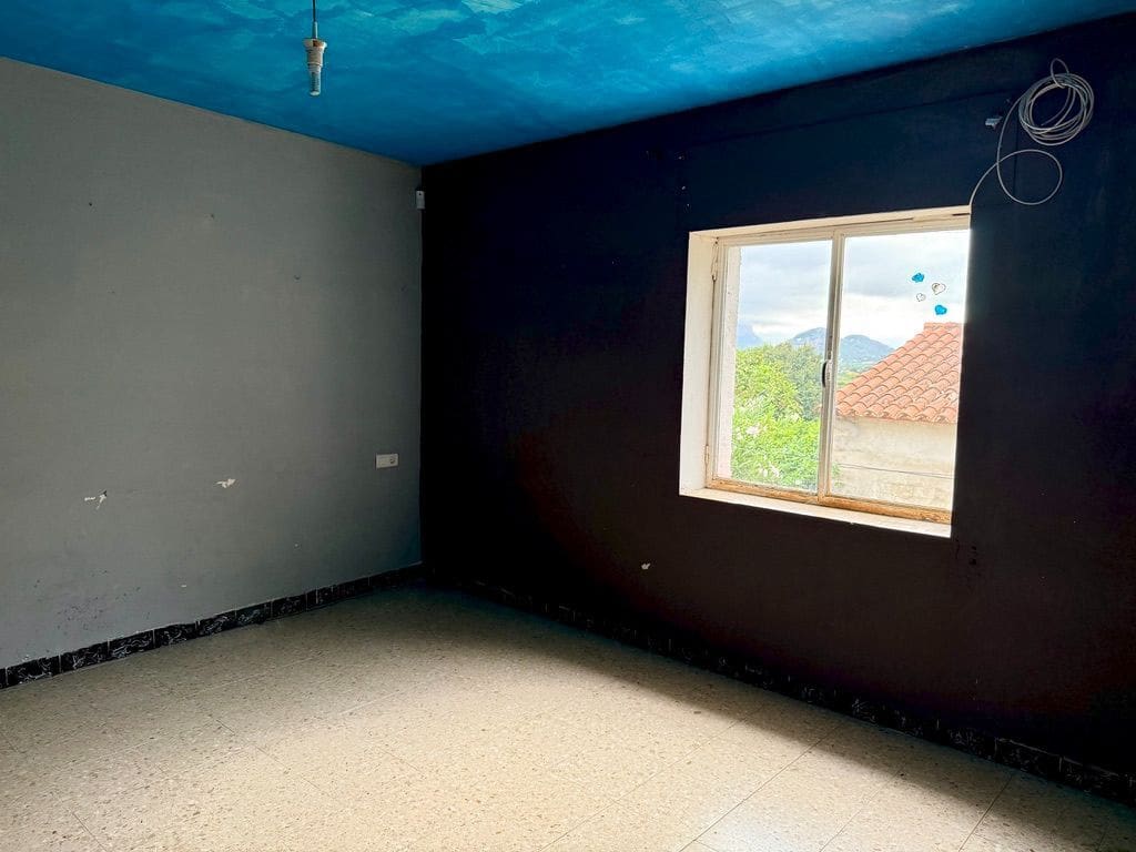 4 quarto Quinta/Casa Rural para venda em Beniarbeig com garagem - 200 000 € (Ref: 10085459)