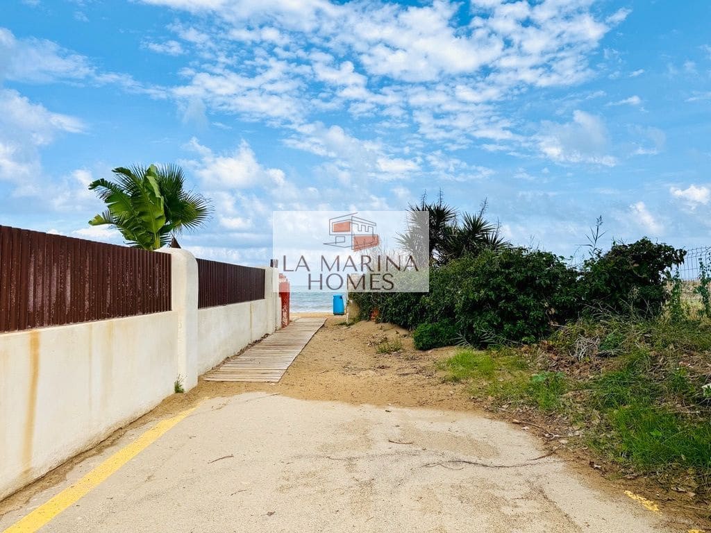 2 soveværelse Lejlighed til salg i Denia med swimmingpool garage - € 345.000 (Ref: 10133036)